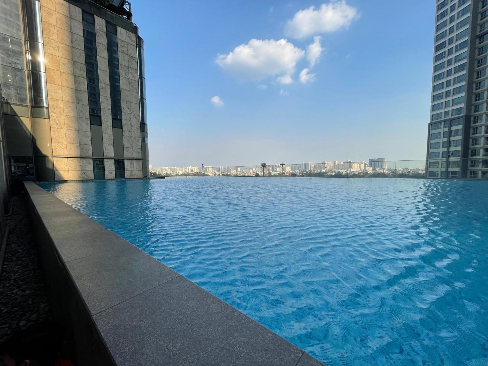 Landmark 81 Condotel Suite